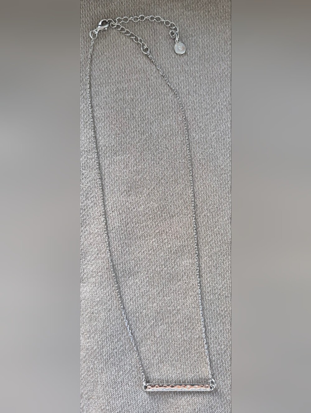 minimalist hammered bar necklace
